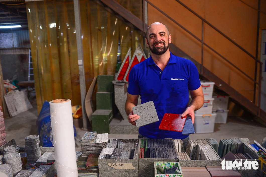 NGƯỜI NƯỚC NGOÀI MỞ CÔNG TY TÁI CHẾ RÁC NHỰA, KHỞI NGHIỆP Ở VIỆT NAM